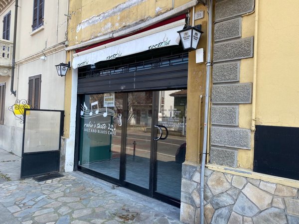 locale commerciale in vendita a Rivanazzano Terme in zona Nazzano