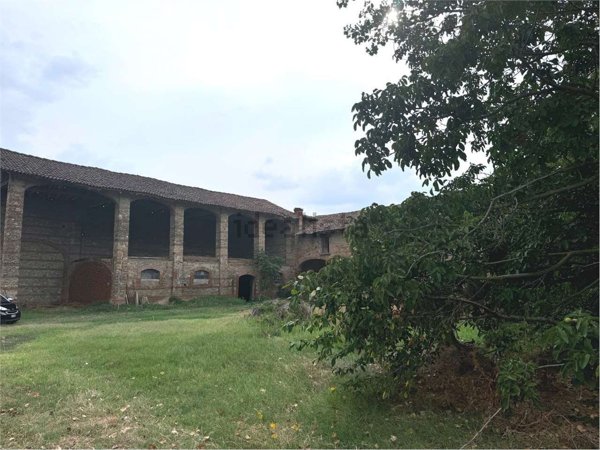 casale in vendita a Rivanazzano Terme in zona Nazzano