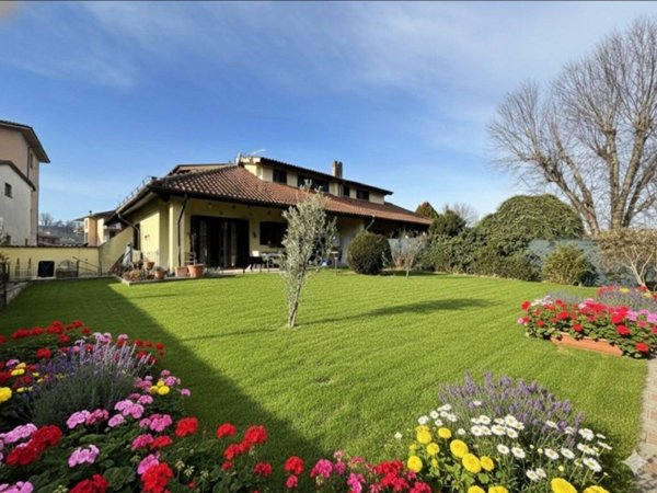 casa indipendente in vendita a Rivanazzano Terme in zona Nazzano