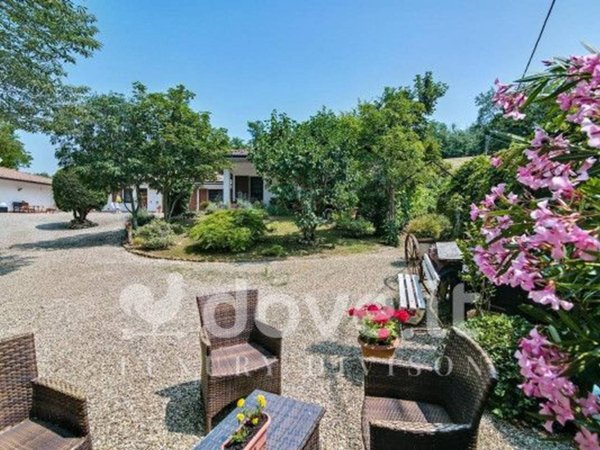 casa indipendente in vendita a Rivanazzano Terme in zona Nazzano