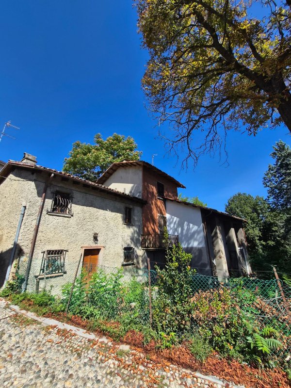 casa indipendente in vendita a Rivanazzano Terme in zona Nazzano
