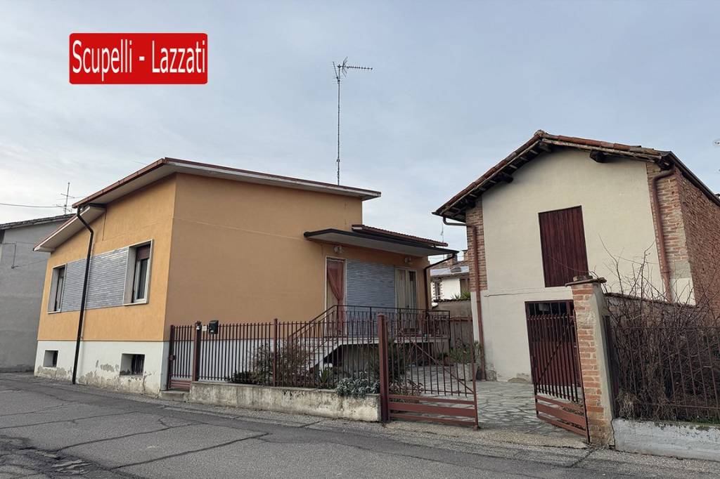 casa indipendente in vendita a Rivanazzano Terme