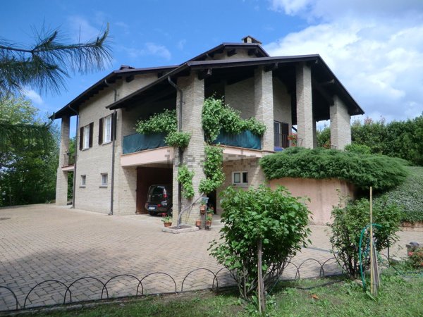 casa indipendente in vendita a Rivanazzano Terme in zona Nazzano