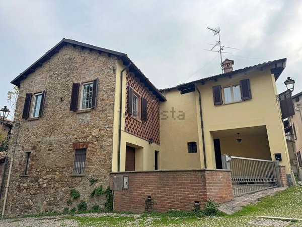 casa indipendente in vendita a Rivanazzano Terme in zona Nazzano
