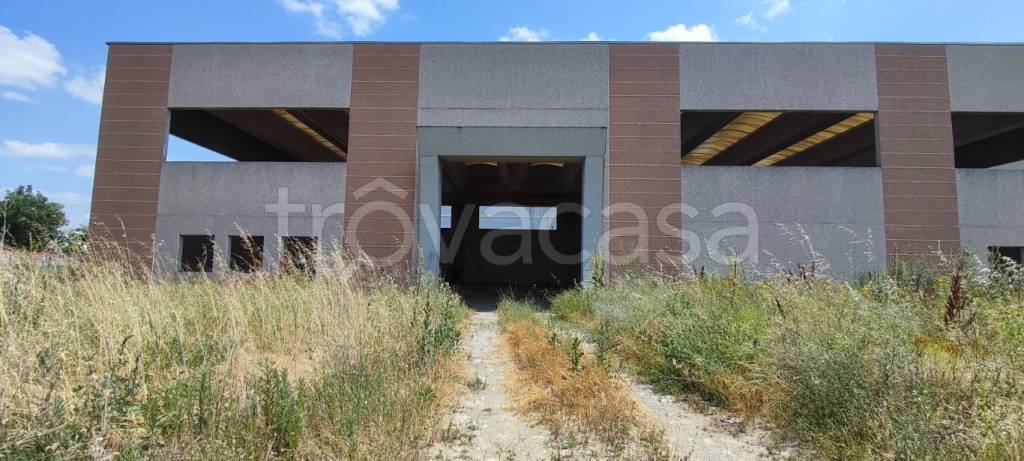 locale commerciale in vendita a Rivanazzano Terme