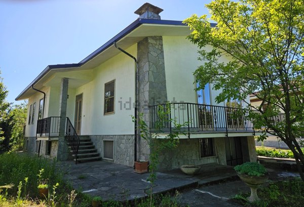 casa indipendente in vendita a Rivanazzano Terme in zona Nazzano