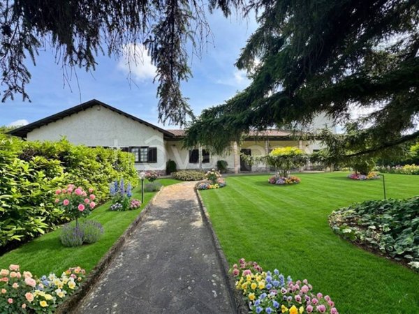 casa indipendente in vendita a Rivanazzano Terme in zona Chioda