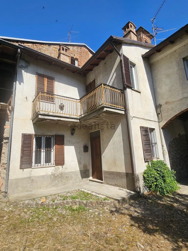 casa indipendente in vendita a Rivanazzano Terme in zona Nazzano