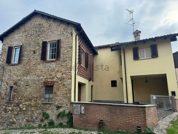 casa indipendente in vendita a Rivanazzano Terme in zona Nazzano