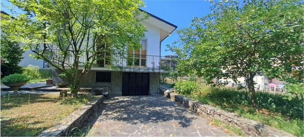 casa indipendente in vendita a Rivanazzano Terme