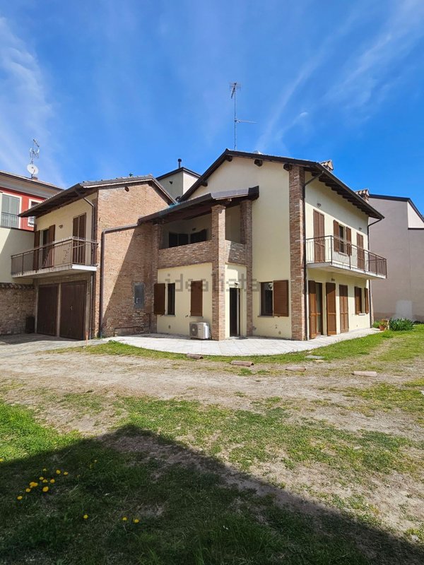 casa indipendente in vendita a Rivanazzano Terme in zona Nazzano