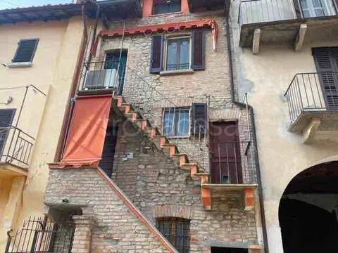 casa indipendente in vendita a Rivanazzano Terme in zona Nazzano