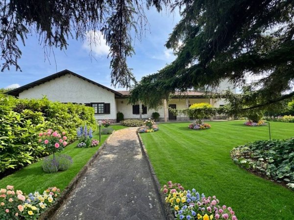 casa indipendente in vendita a Rivanazzano Terme in zona Nazzano