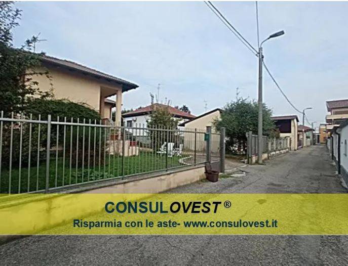 casa indipendente in vendita a Robbio