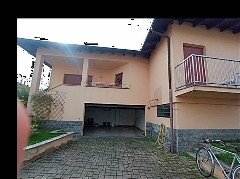 casa indipendente in vendita a Robbio