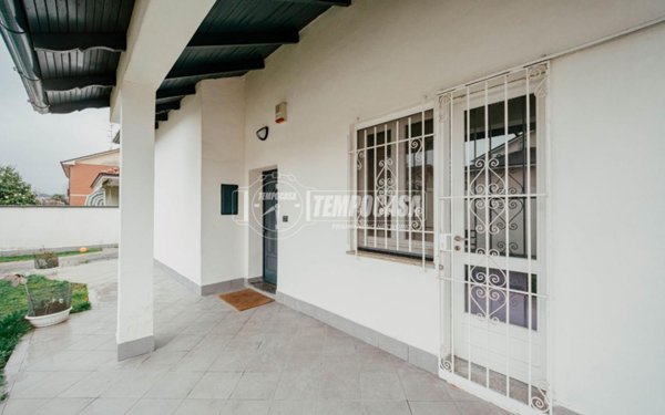 casa indipendente in vendita a Robbio