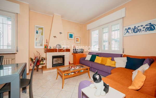 casa indipendente in vendita a Robbio