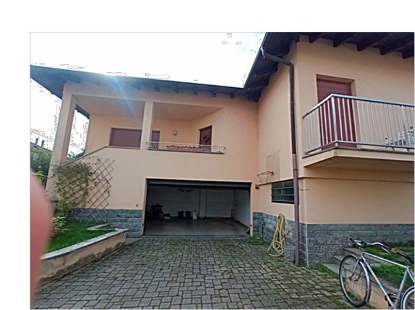 casa indipendente in vendita a Robbio