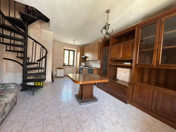 casa indipendente in vendita a Robbio