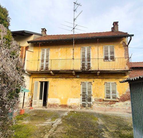 casa indipendente in vendita a Robbio
