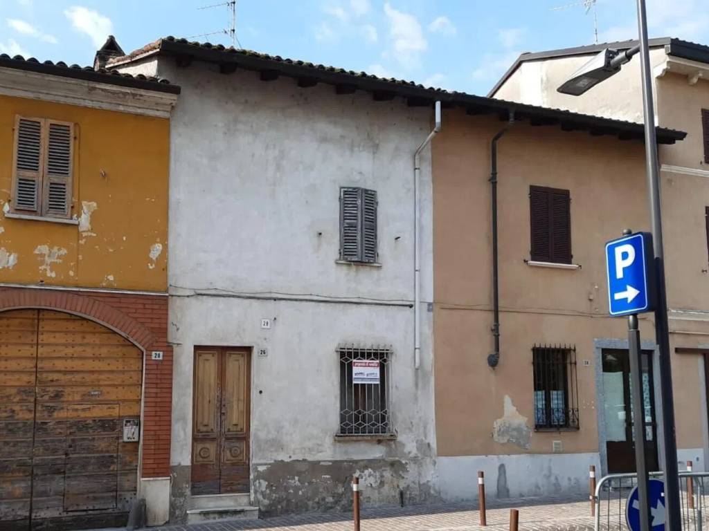 casa indipendente in vendita a Robbio