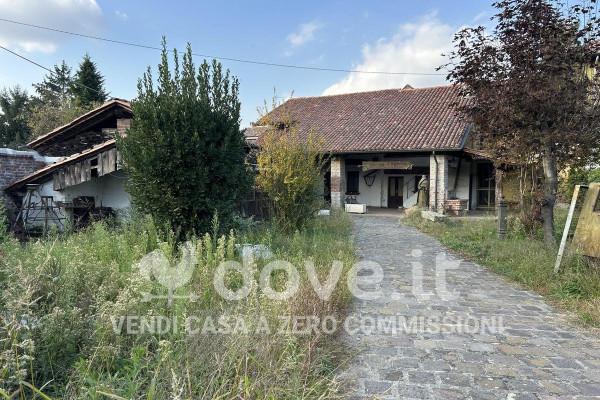 casale in vendita a Robbio