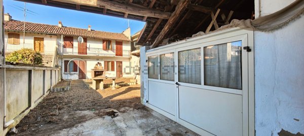 casa indipendente in vendita a Robbio