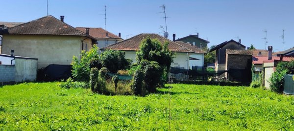 casa indipendente in vendita a Robbio