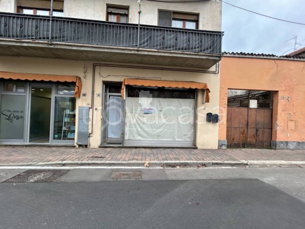 negozio in vendita a Robbio