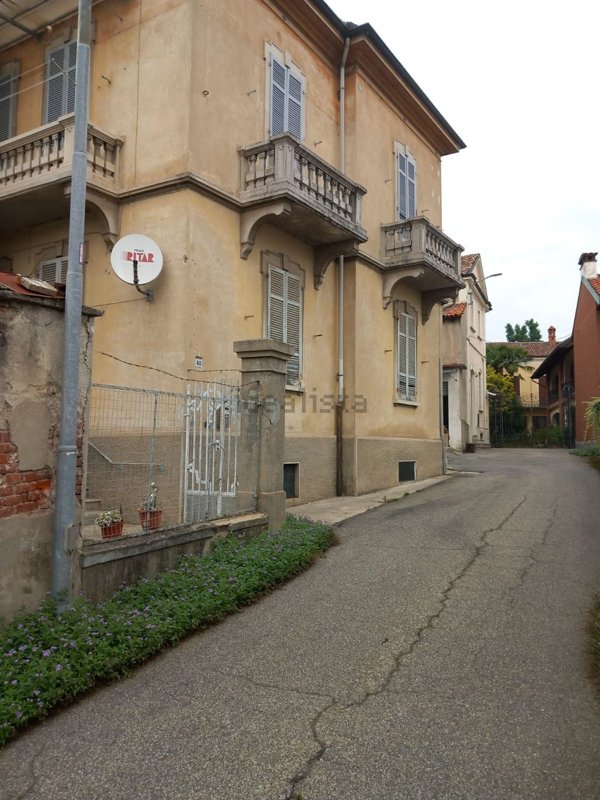 casa indipendente in vendita a Robbio