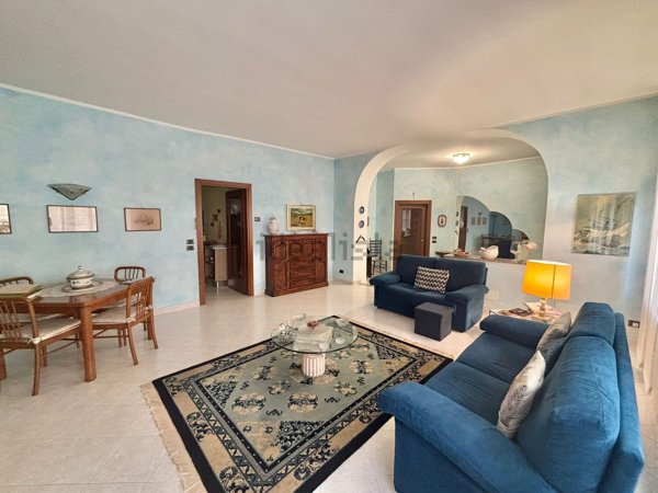 casa indipendente in vendita a Robbio