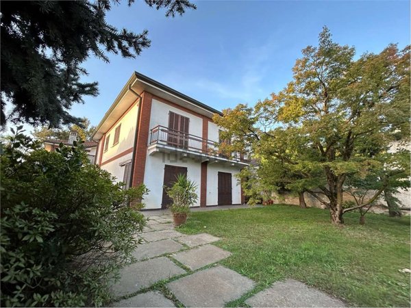 casa indipendente in vendita a Robbio