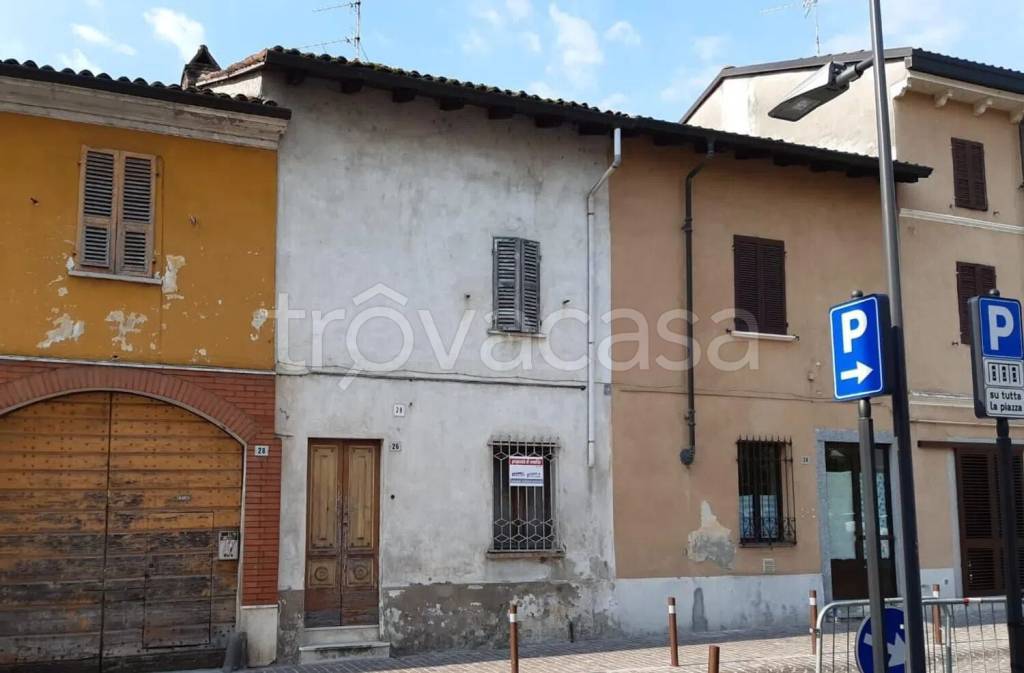 casa indipendente in vendita a Robbio