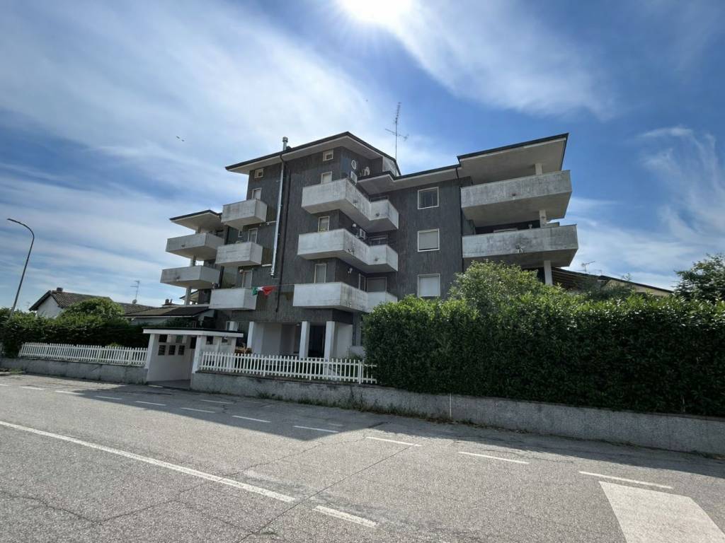 appartamento in vendita a Robbio