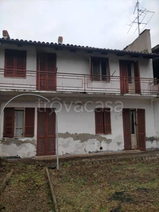 casa indipendente in vendita a Robbio