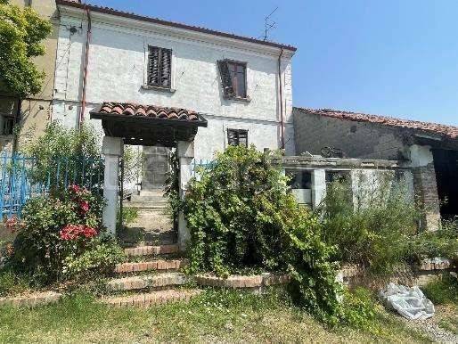 casa indipendente in vendita a Robecco Pavese