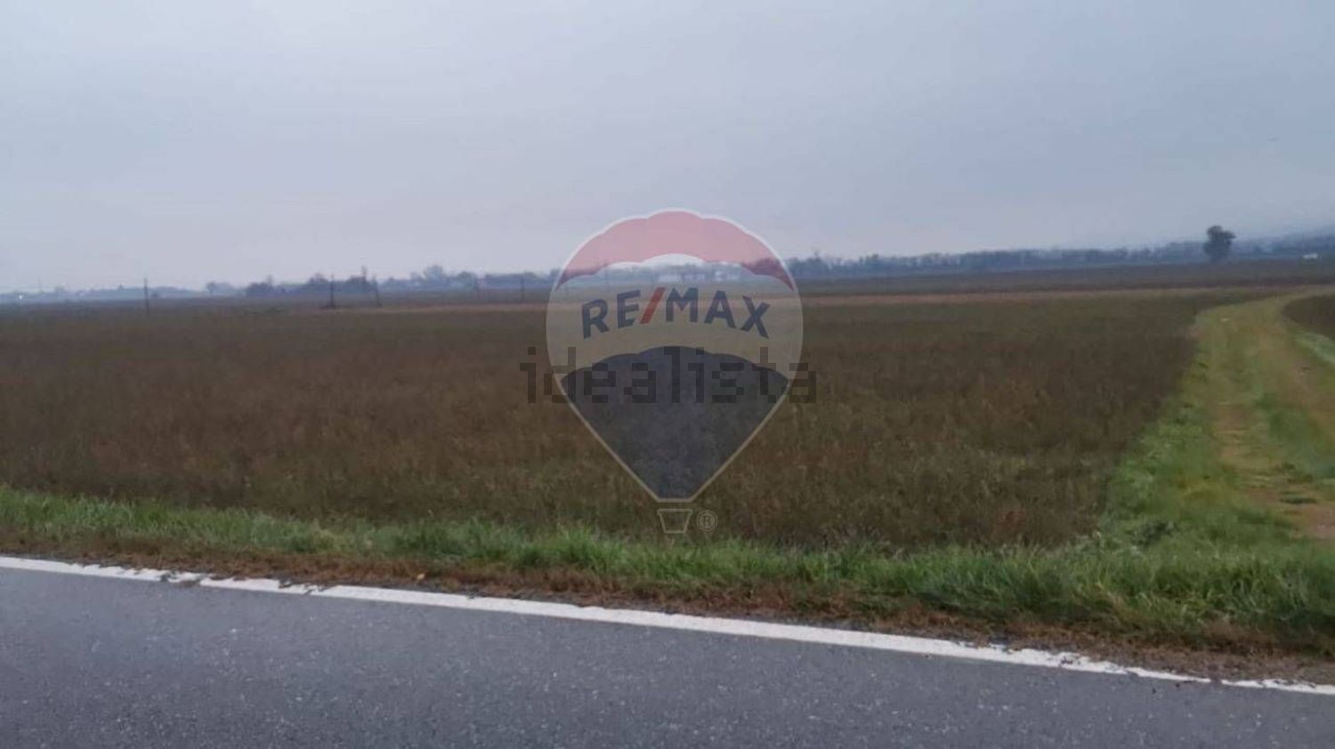 terreno edificabile in vendita a Robecco Pavese