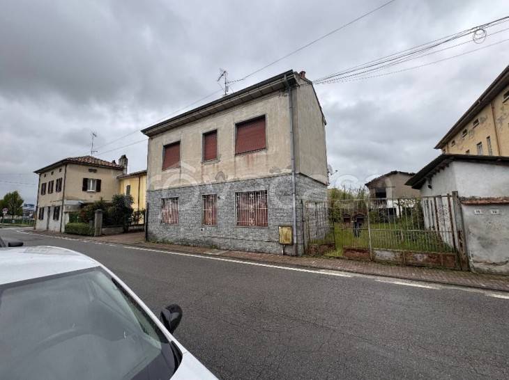 casa indipendente in vendita a Robecco Pavese