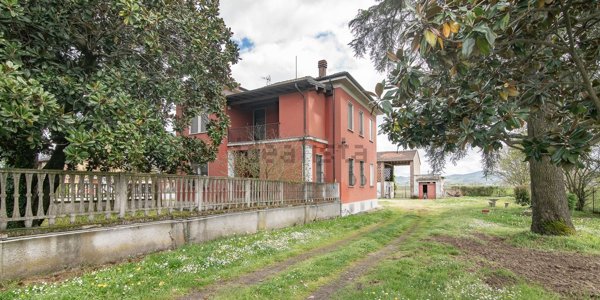 casa indipendente in vendita a Robecco Pavese