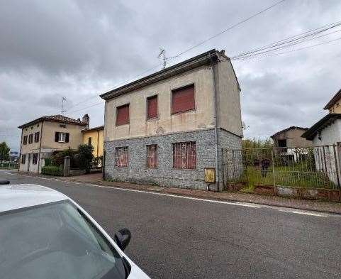 casa indipendente in vendita a Robecco Pavese