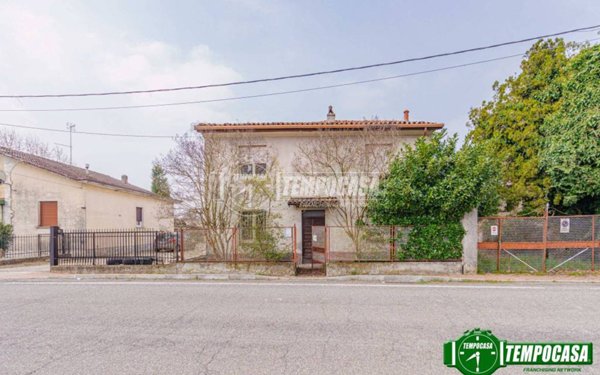 casa indipendente in vendita a Robecco Pavese