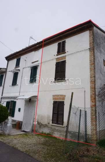 casa indipendente in vendita a Robecco Pavese in zona Stradellino