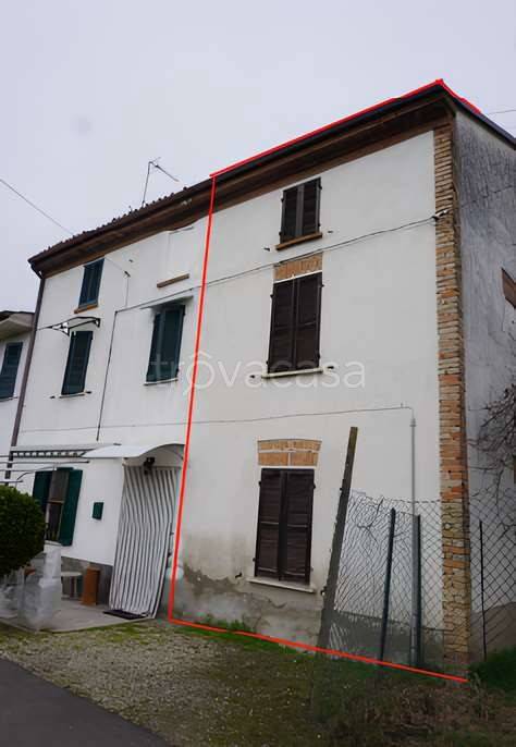 appartamento in vendita a Robecco Pavese in zona Stradellino
