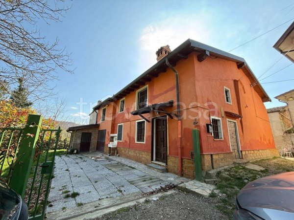 casa indipendente in vendita a Rocca Susella