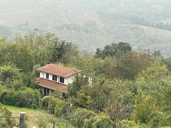 casa indipendente in vendita a Rocca Susella