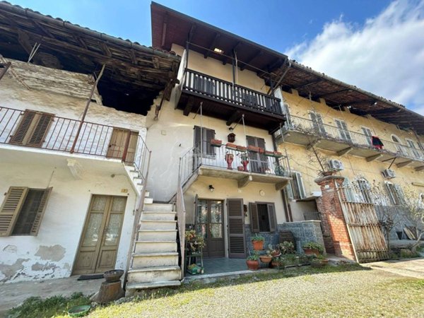 casa indipendente in vendita a Levone