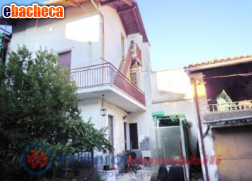 casa indipendente in vendita a Levone