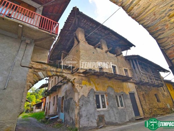 casa indipendente in vendita a Levone