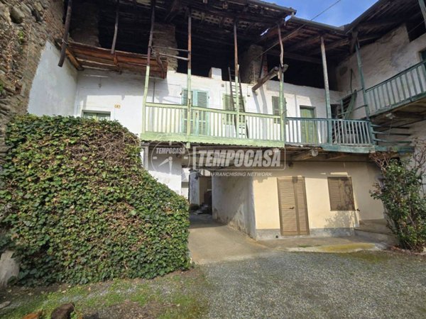 casa indipendente in vendita a Levone