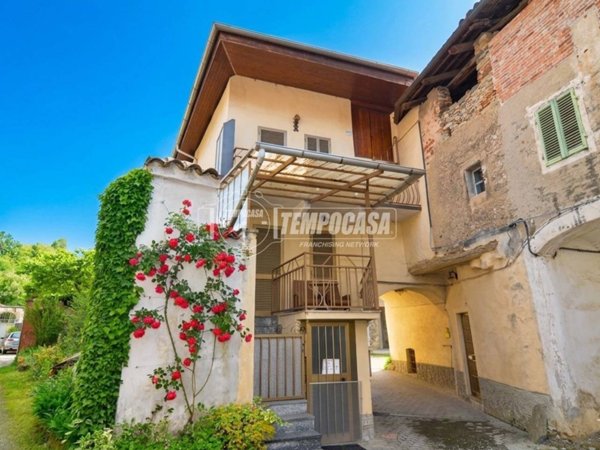 casa indipendente in vendita a Levone